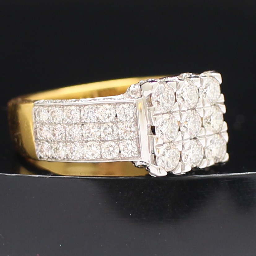 RG250288 แหวนเพชรทรงสี่เหลี่ยม เพชรแท้ 1.93 กะรัต ทองแท้ 18k นน.รวม 6.3 กรัม ขนาดแหวน 53