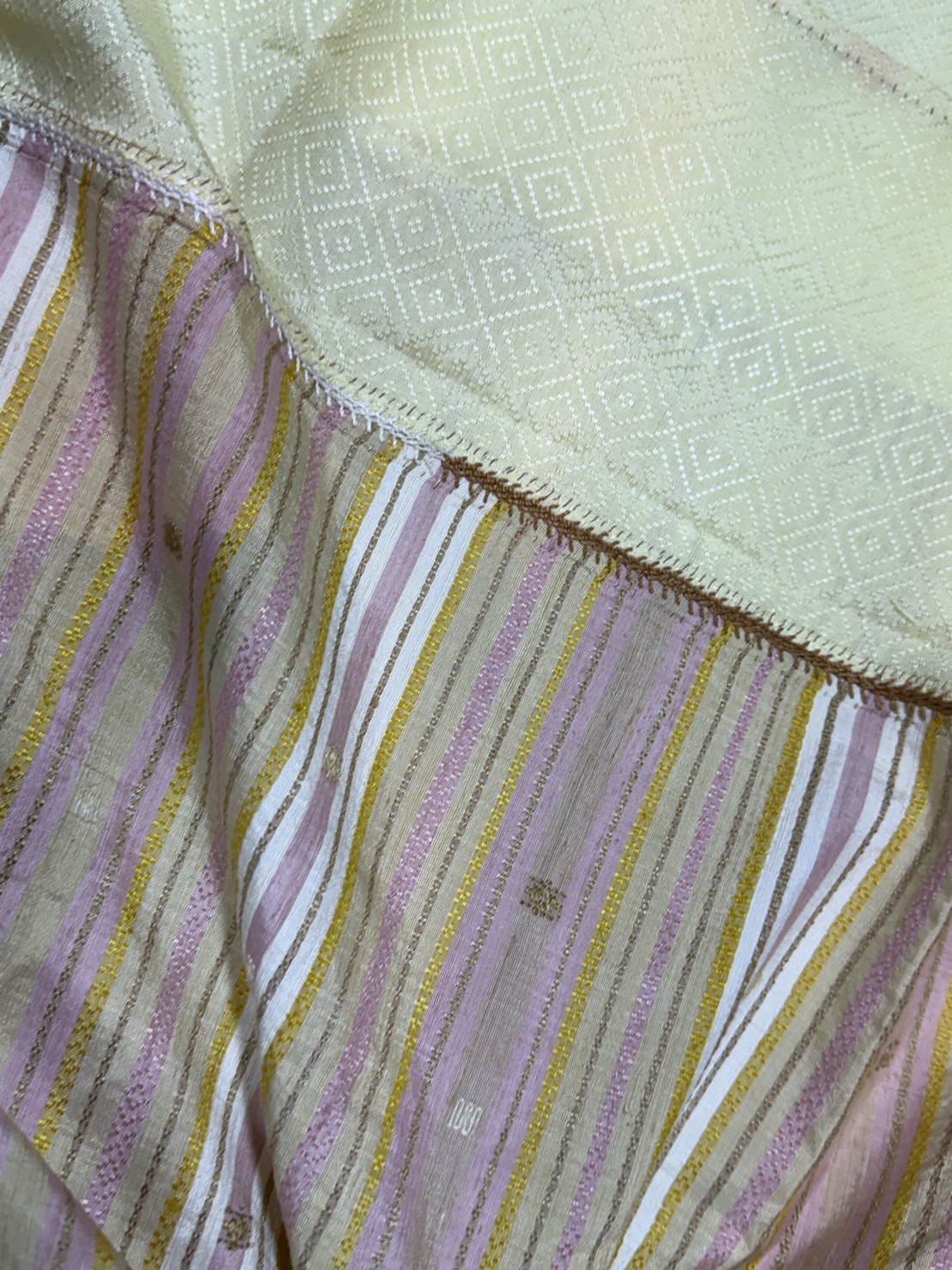 ซิ่นจกขิดไหม ขนาด1x2เมตร สีครีม รหัส R4F-155-1204682