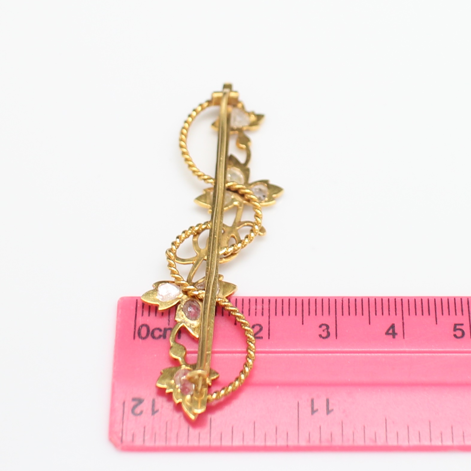CL25026 เข็มกลัดเพชรซีกดอกไม้ ทองแท้ 90% นน.รวม 7.2 กรัม งานเก่า สวย