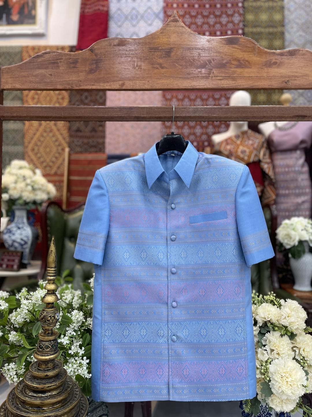 เสื้อสูทไหมแพรวา แขนสั้น สีฟ้า ไซส์L รหัส DR-BM-05236826