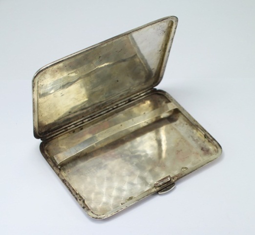 SI142 ตลับเงินอังกฤษ เงินแท้ นน. 114.4 กรัม กว้าง 7.8 cm ยาว 10 cm