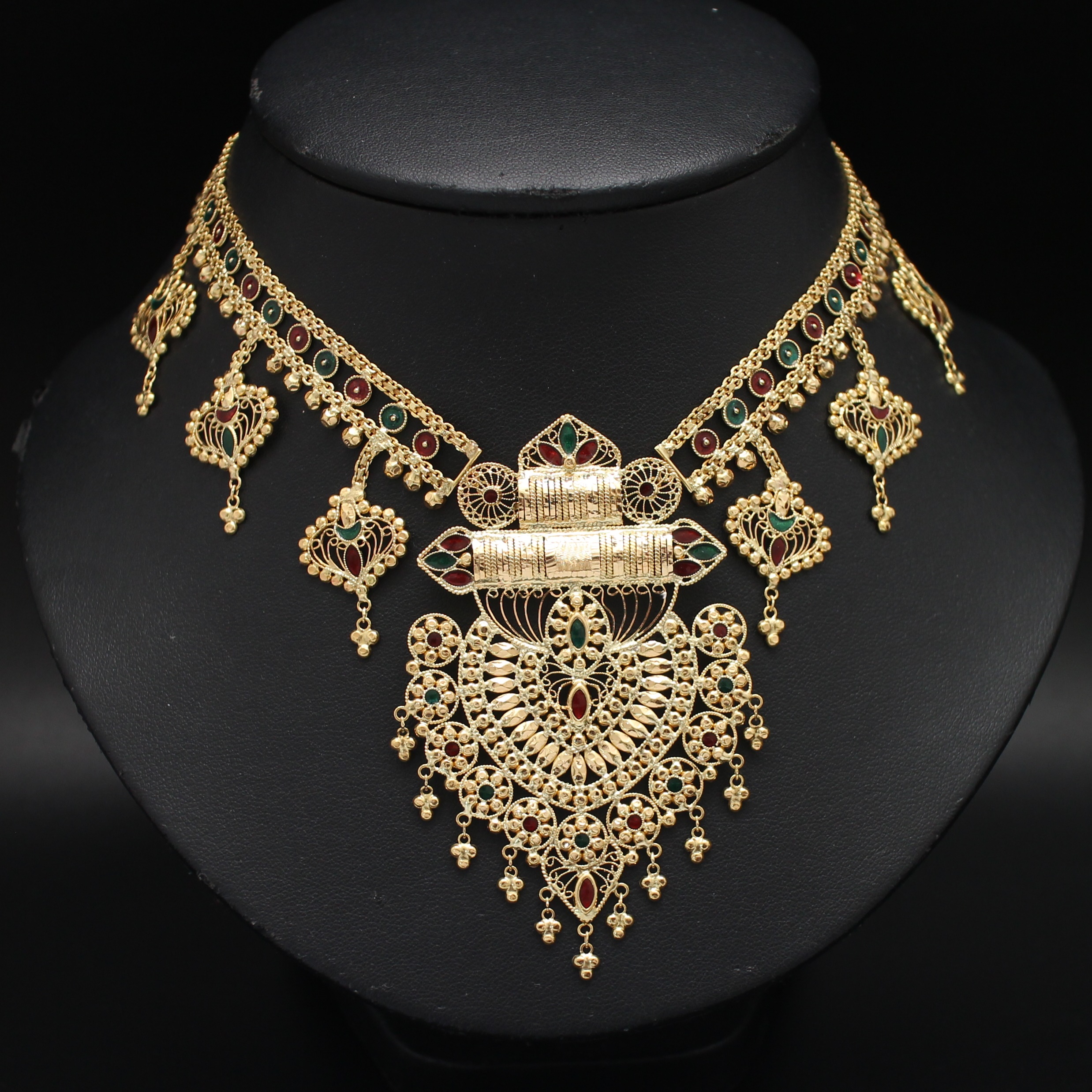 NL25053 สร้อยคอทองลงยาตุ้งติ้งพร้อมต่างหูเข้าเซท ทองแท้ 90% ต่างหูหนัก 15.2 กรัม สร้อยคอหนัก 37 กรัม ยาว 18 นิ้ว งานสวยมาก