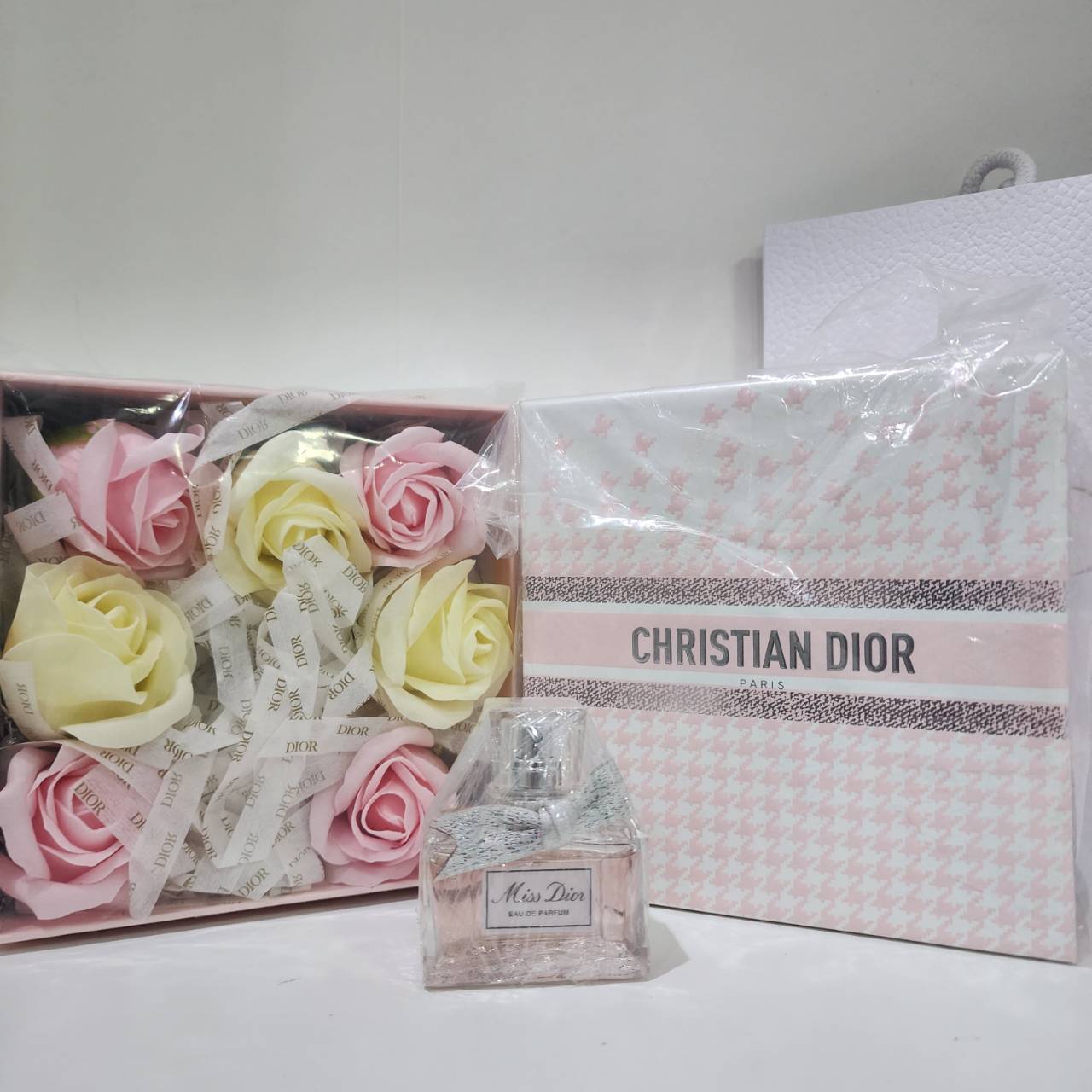 น้ำหอมแท้ Christian Dior Miss Dior EDP 30ml Box set Rose กล่อง limited • ดอกกุหลาบ • ถุง dior น่ารักเกินเบอร์