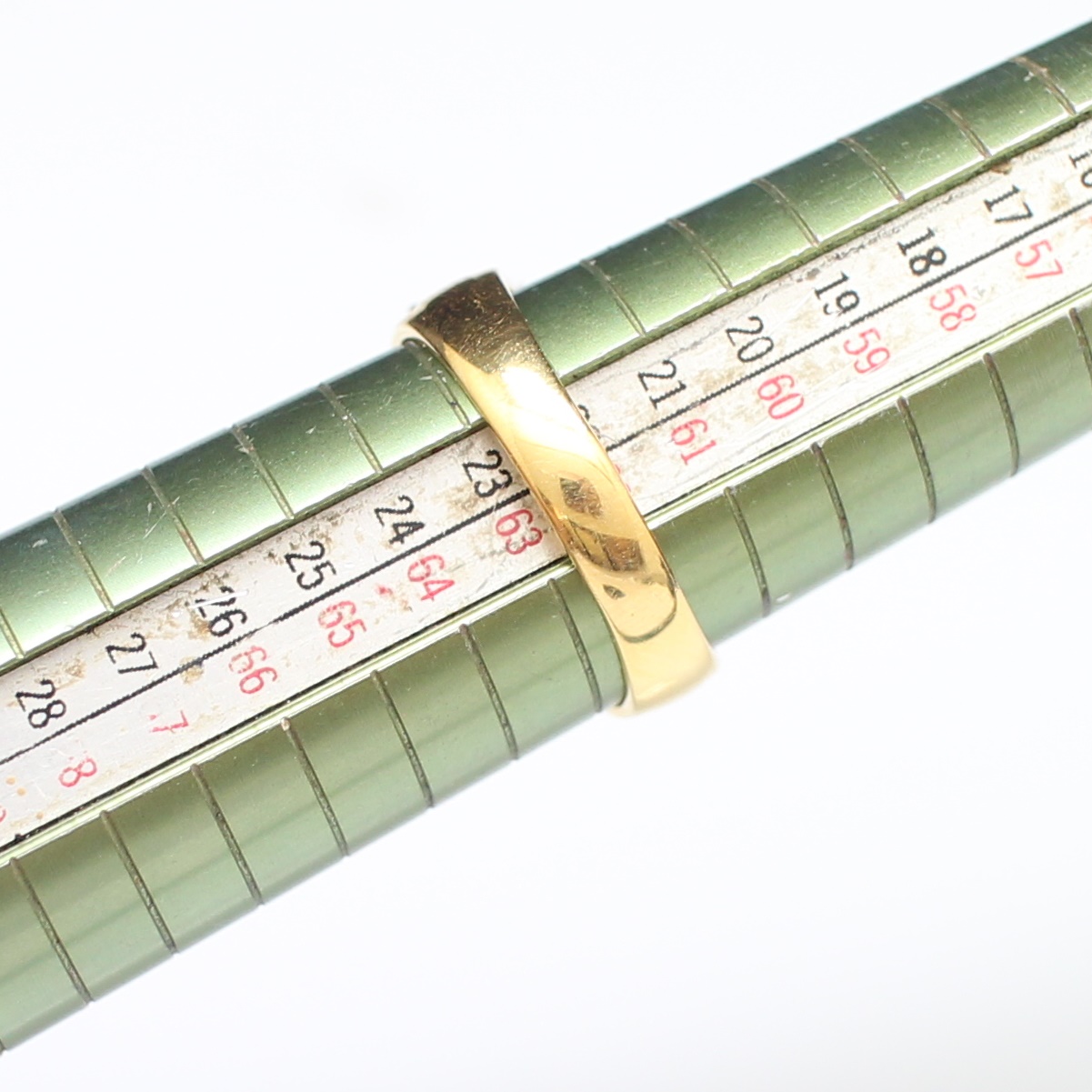 RG250242 แหวนนพเก้าแถวบ้าข้างเพชร เพชรแท้ 0.32 กะรัต ทองแท้ 90% นน.รวม 5.6 กรัม ขนาดแหวน 62