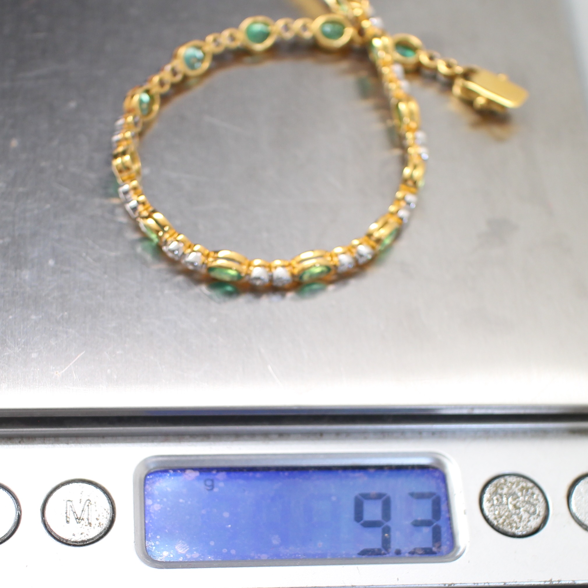 BL25057 สร้อยข้อมือมรกตคั่นเพชร เพชรแท้ 29 เม็ด 1.45 กะรัต ทองแท้ 9k นน.รวม 9.3 กรัม ยาว 18 ซม. มรกตสวย เพชรไฟดี