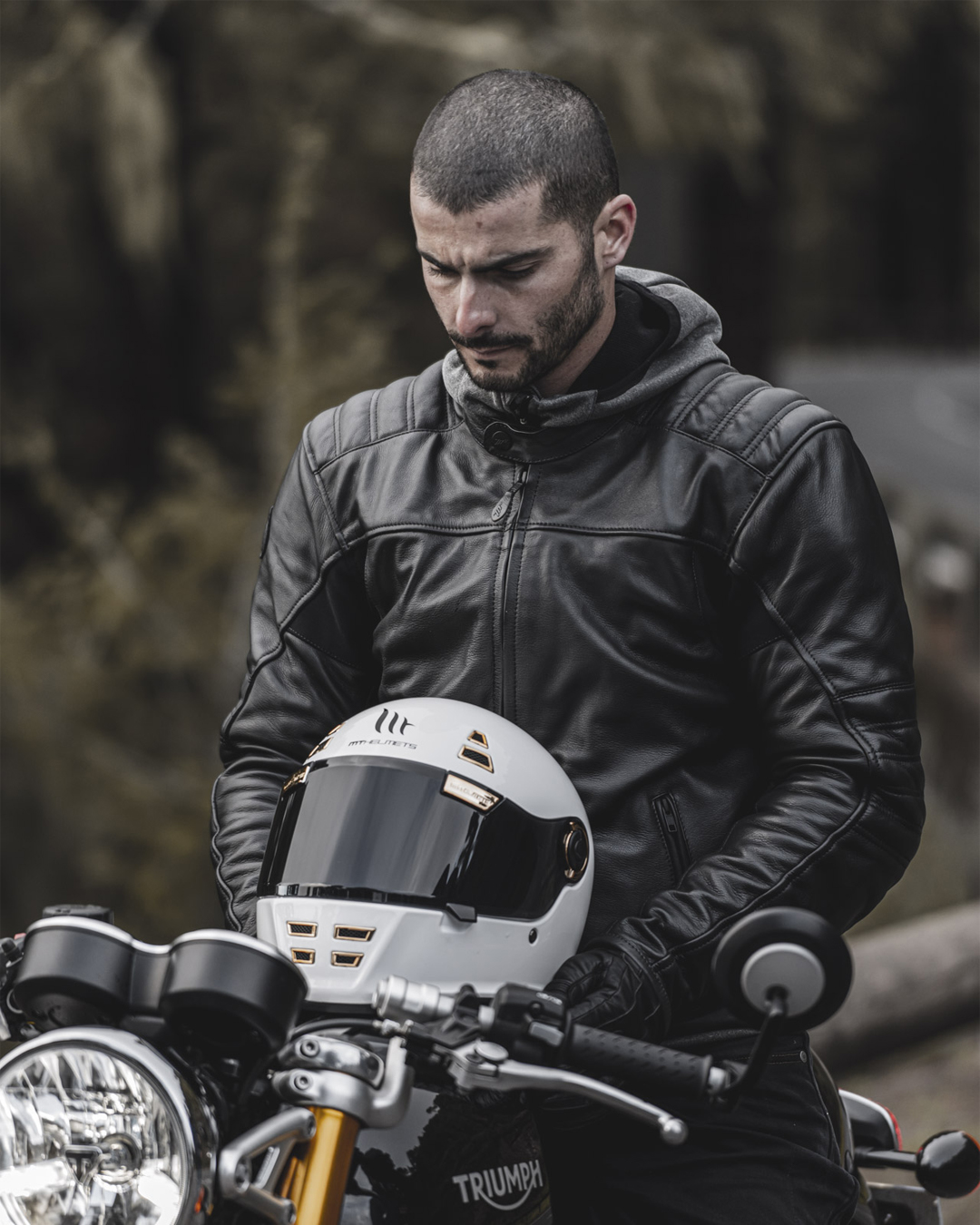 MT HELMETS - รุ่น JARAMA (ECE 22.06) Solid Gloss White สีขาว