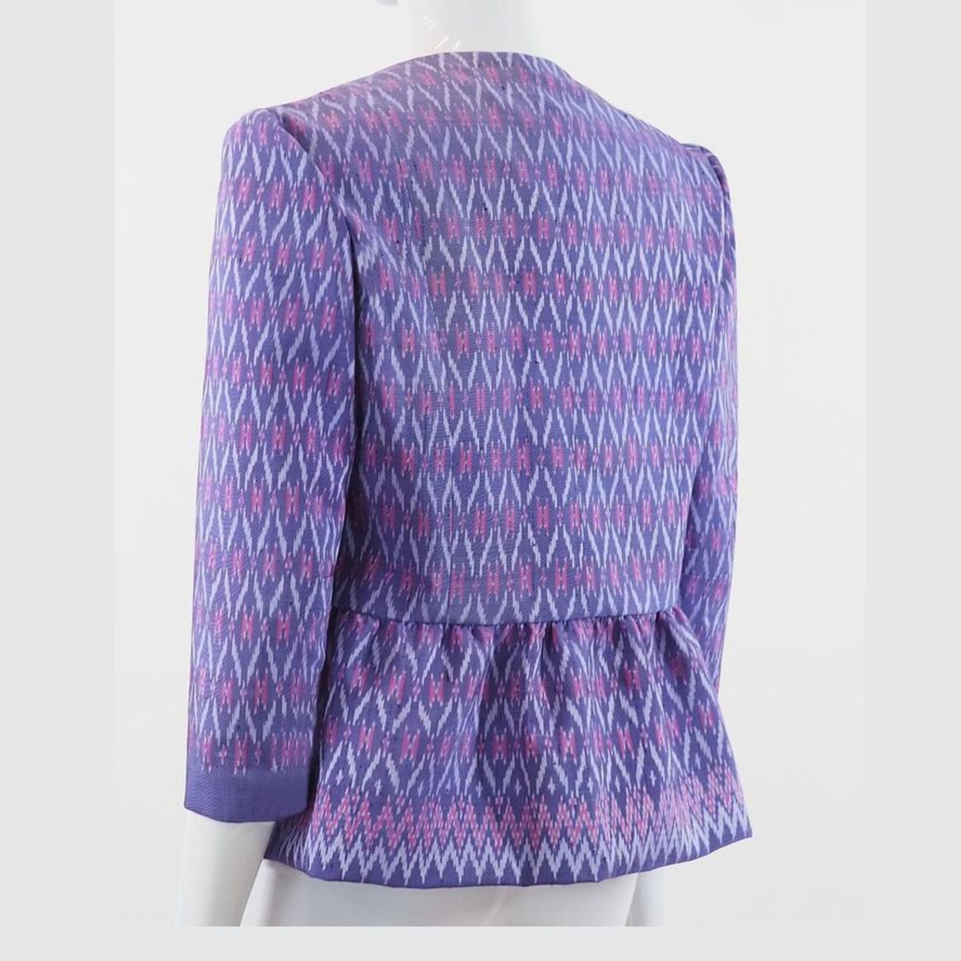 เสื้อแขนสามส่วน ตัดเย็บจากไหมมัดหมี่ ยกดอก ไหมแท้ 100% | ตัดเย็บตามรูปร่าง | เลือกผ้า ส่งไซส์ได้