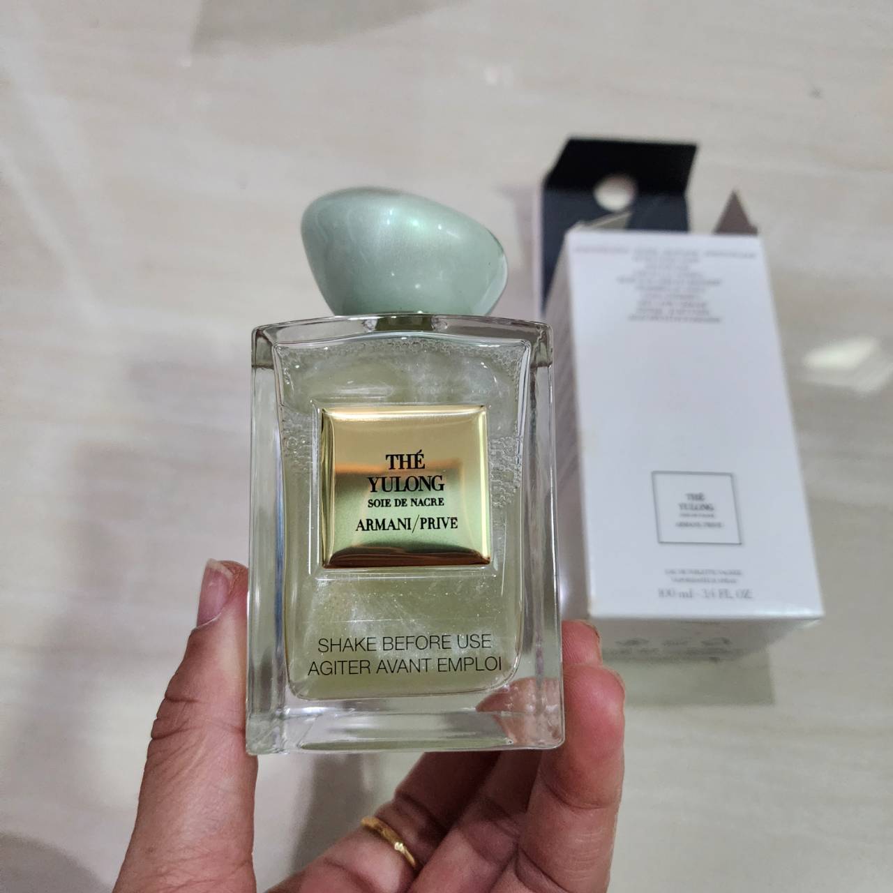 น่้ำหอมแท้ Giorgio Armani Prive The Yulong Soie De Nacre Edt 100ml กล่องเทสเตอร์ กล่องมีจุดเหลือไม่มีผลกับน้ำหอม