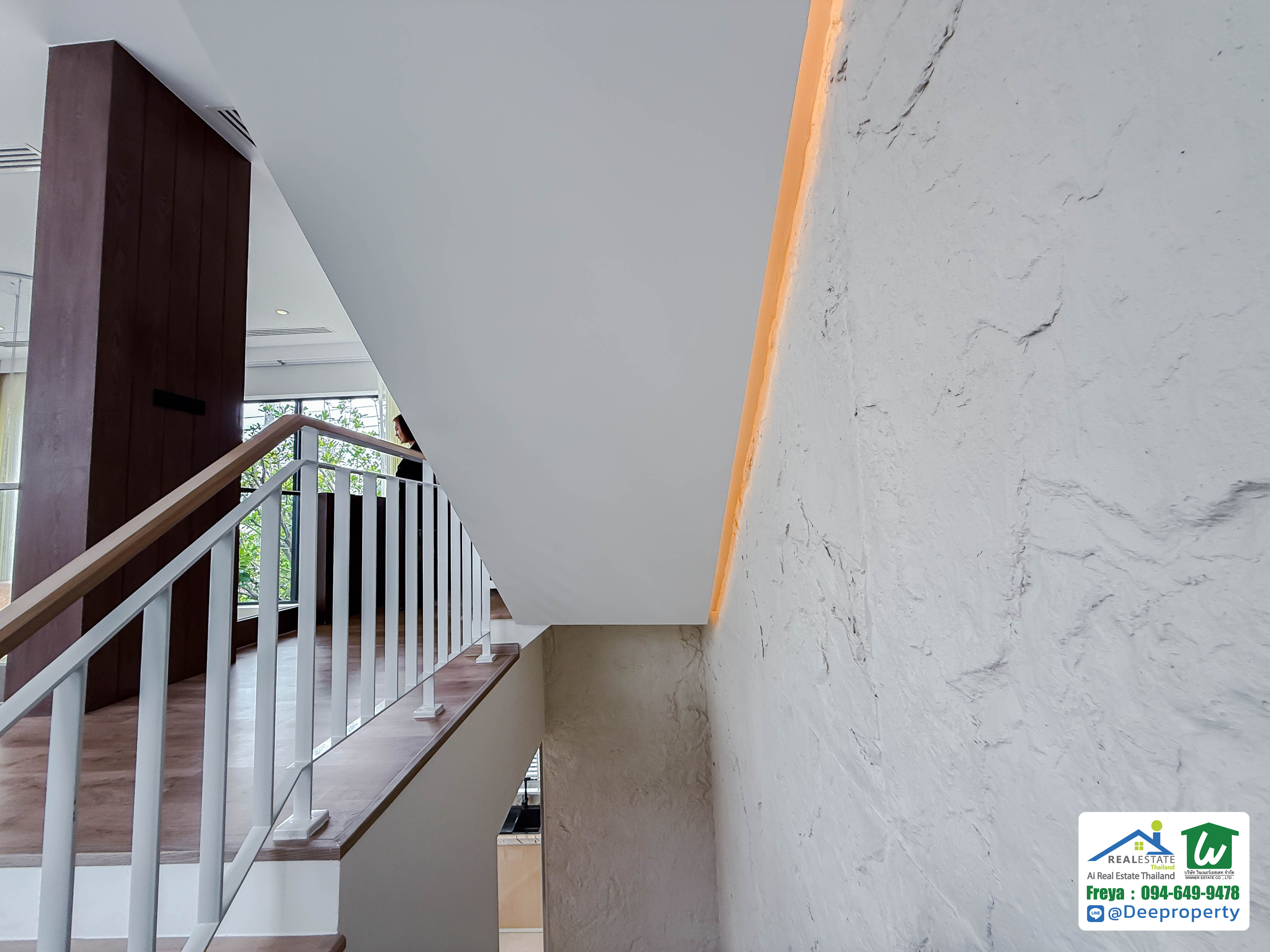 🏡 ขายบ้านราคาเท่าคอนโด “กลางสุขุมวิท” ที่ใกล้รถไฟฟ้าปุณณวิถี เดินเข้าออกได้ ไม่ต้องกลัวแผ่นดินไหว? (ทาวน์โฮม The Rev สุขุมวิท 101)