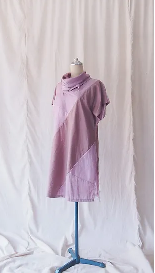 ชุดผ้าไหมตัดสำเร็จ เสื้อตัวยาว รอบอก 36 นิ้ว เฉดสีชมพู รหัส WR-SKU102157