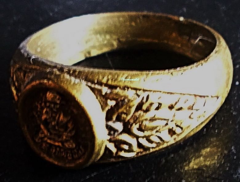 แหวน หลวงพ่อทบ วัดชนแดน ปี 17 เนื้อทองผสม มีโค๊ต 2 ตัว