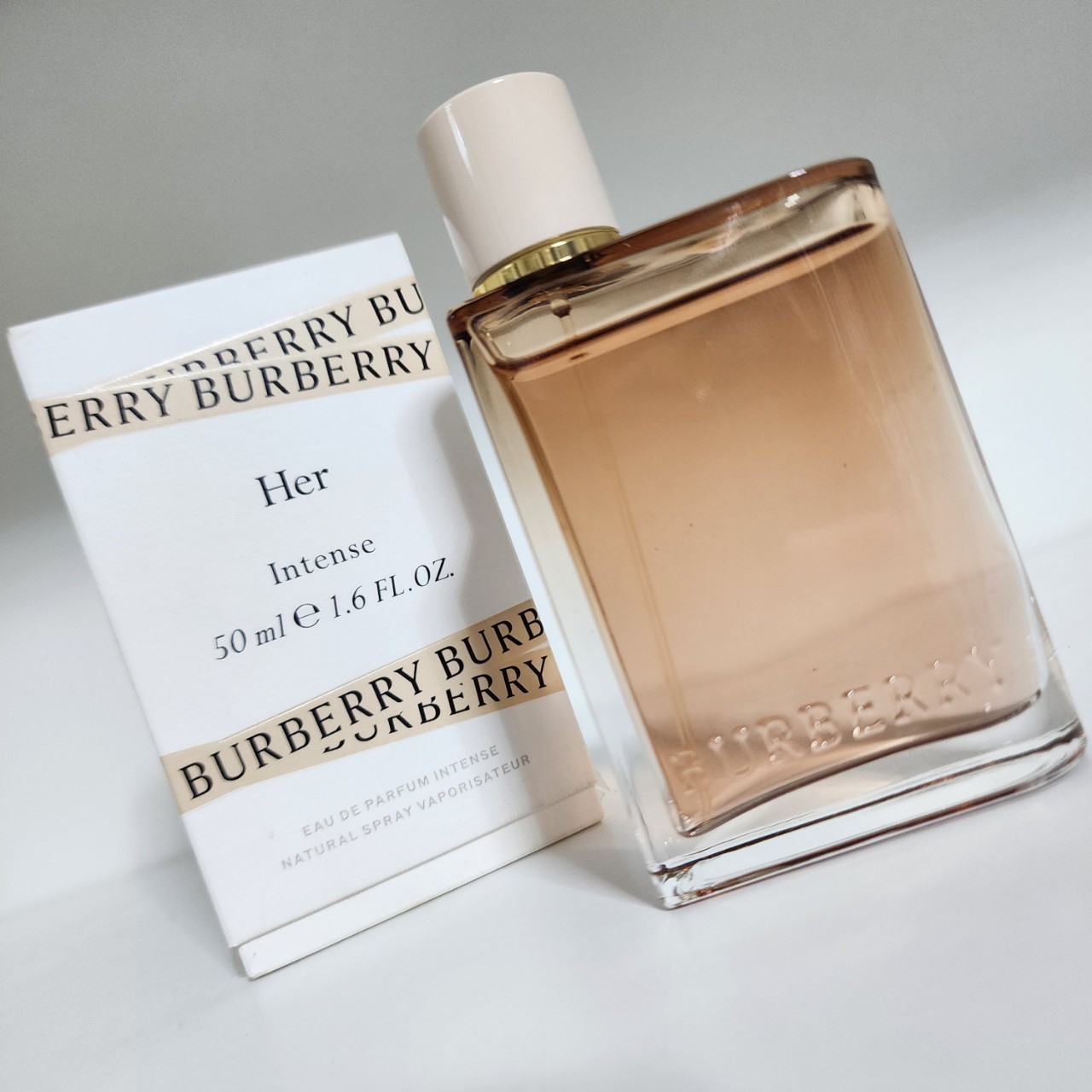 น้ำหอมแท้ Burberry Her Intense Eau De Parfum For Women 50ml กล่องซีล