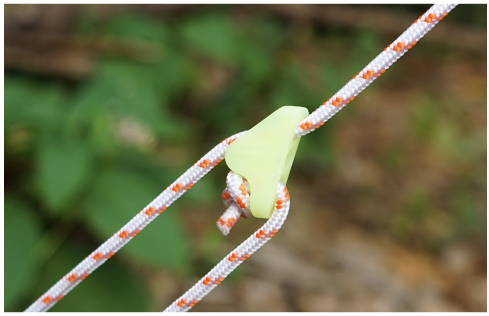 ตัวช่วยรัด ขึงรั้งเต้นท์ เรืองแสง (คู่ละ)