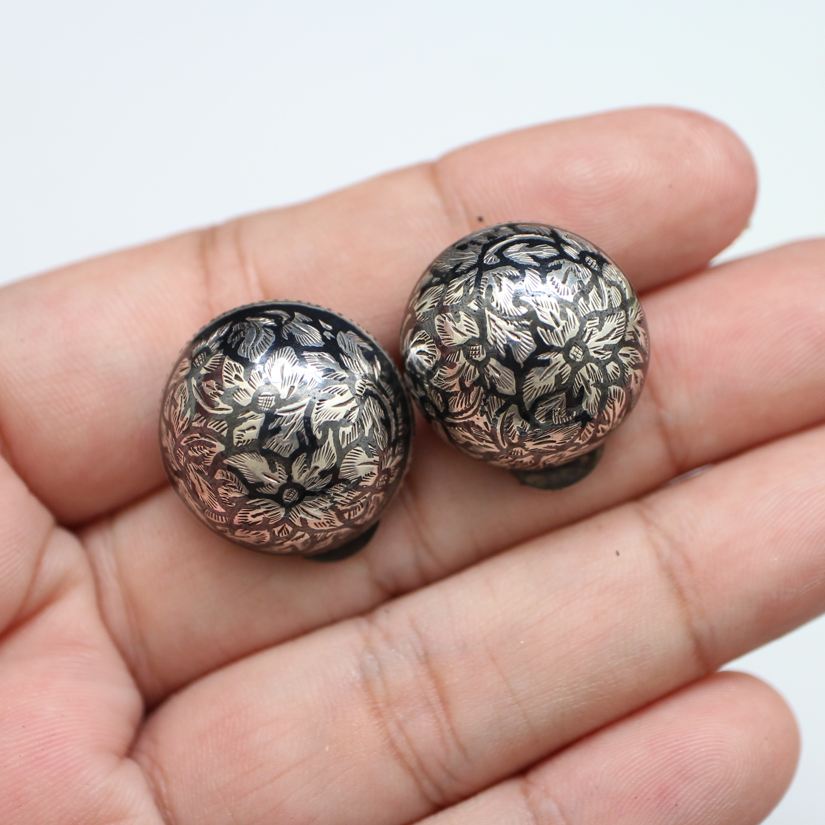 SI473 ต่างหูกระดุมถมเงิน เงินแท้ 92.5% นน. 14.25 กรัม