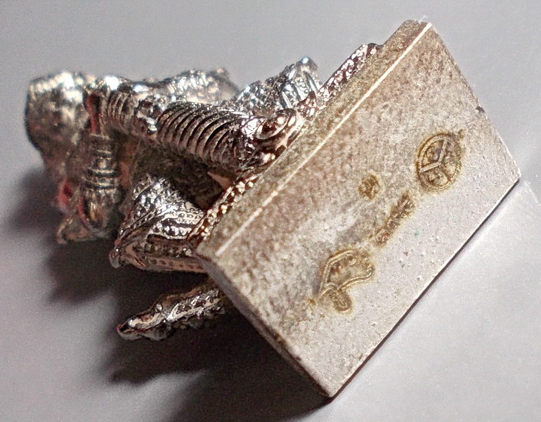 ท้าวเวสสุวรรณ หน้ายักษ์ รุ่น ยกฐานะทองนำโชค หลวงพ่อทอง (ลูกศิษย์ หลวงพ่อคูณ) วัดบ้านไร่ กล่องเดิม