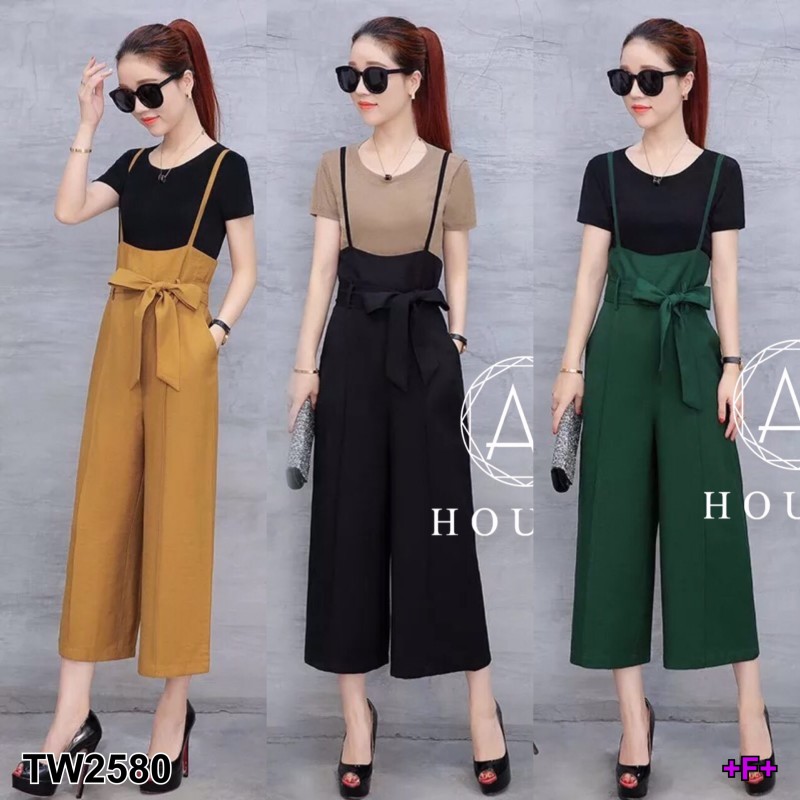 Set 2 ชิ้น เสื้อยืด+เอี้ยมเอวสูงขายาว ผูกโบว์ TW2580