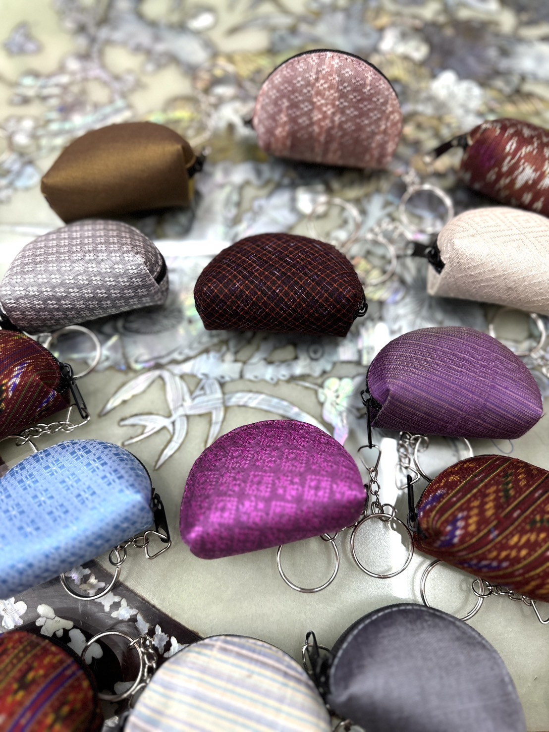 กระเป๋าสตางค์ซิปใบเล็ก โค้งพัด คละสี แพคโหล(12ชิ้น) รหัส GL-ST