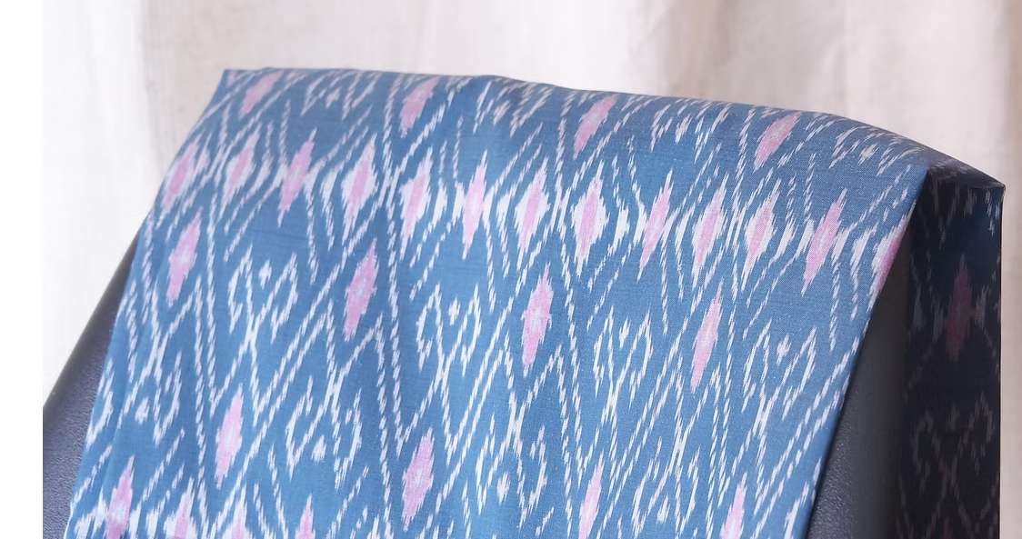 ซิ่น ผ้าไหมมัดหมี่ ไหมบ้าน ขนาด 1x2หลา พื้นสีฟ้า รหัส CISP-CT-102473