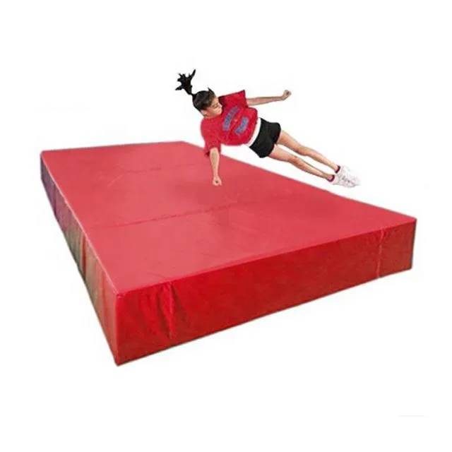เบาะฝึกซ้อมฟุตบอล เบาะกันกระแทก ขนาด200x200x30cm ราคา15,000