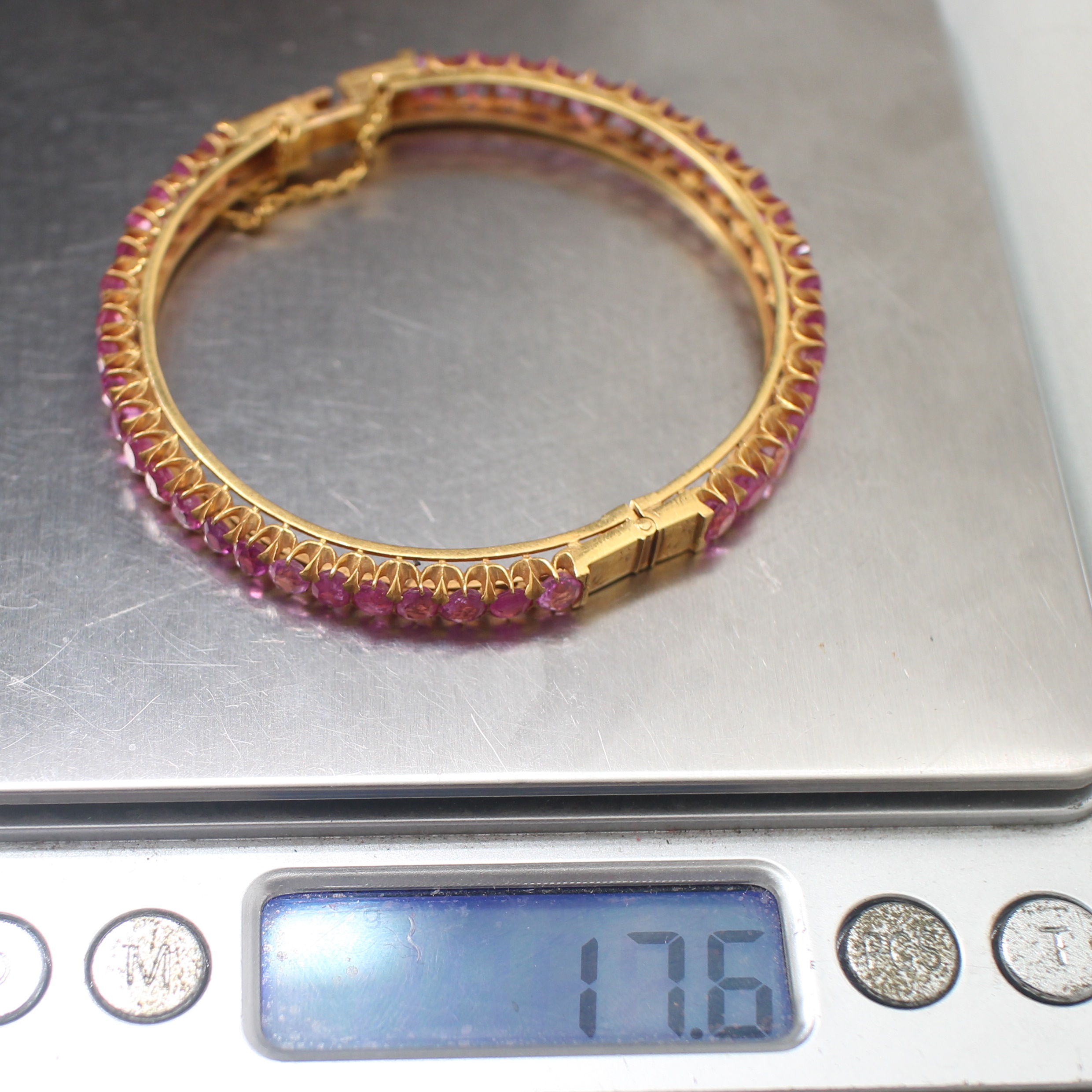 BL25109 กำไลทับทิมพม่ารอบวง ทองแท้ 90% นน.รวม 17.6 กรัม เส้นผ่านศูนย์กลาง 5.3 ซม. มีสายทิ้ง