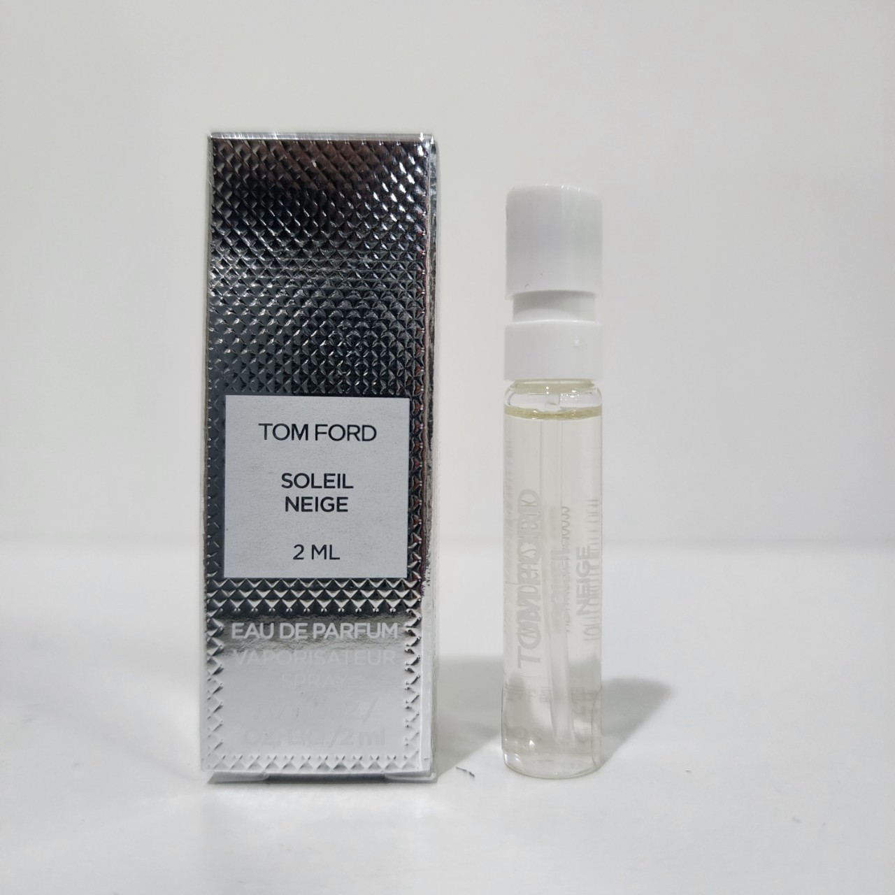 น้ำหอมไวออลหลอดทดลอง Tom Ford Soleil Neige EDP 2ml Spray Sample Vial แบบหลอดทดลอง น้ำหอมไวออลแบบหลอด