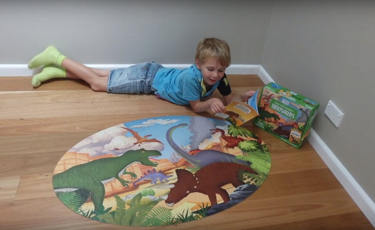 SASSI Travel, Learn, Explore. Dinosaurs Learn and Explore Dinosaur Jigsaw 2 in 1 by Sassi Junior (Book +Jigsaw) รุ่นใหม่
