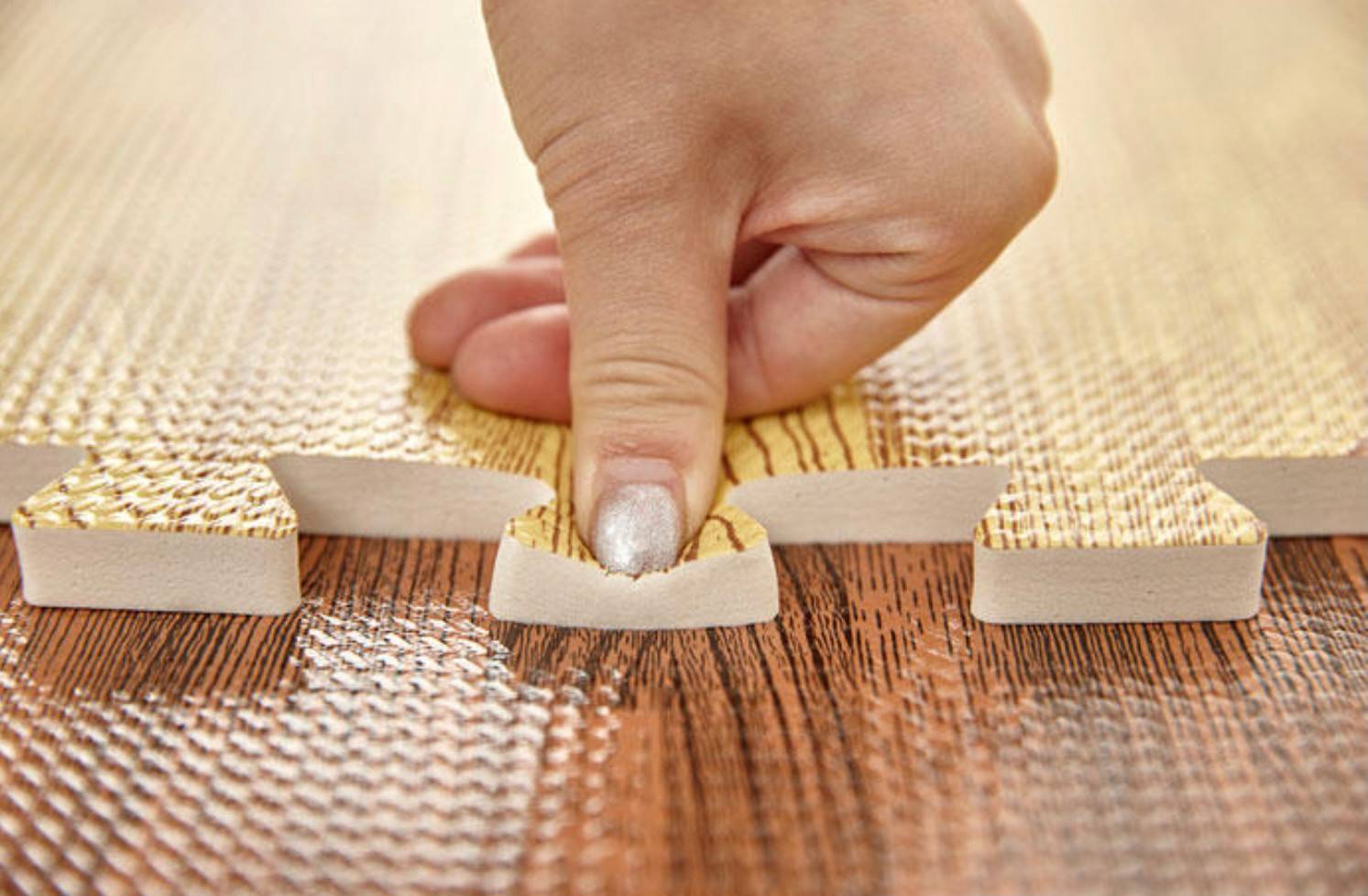 แผ่นจิ๊กซอว์ลายไม้ โฟมปูพื้น