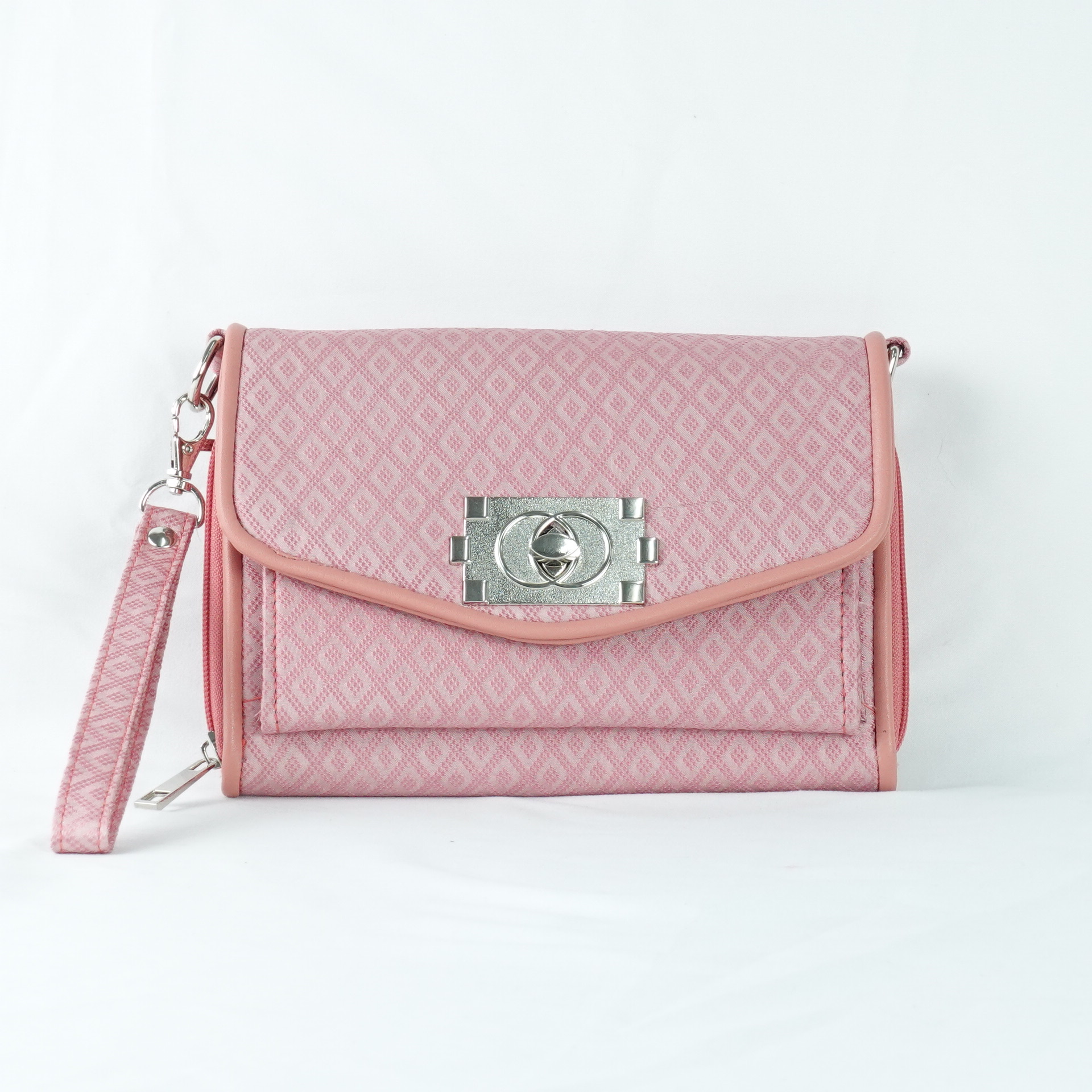 กระเป๋าถือไหมแท้ทรงคลัทช์ พร้อมสายสะพาย ขนาด 15x20ซม.สีชมพู รหัส GO-TT-060568155