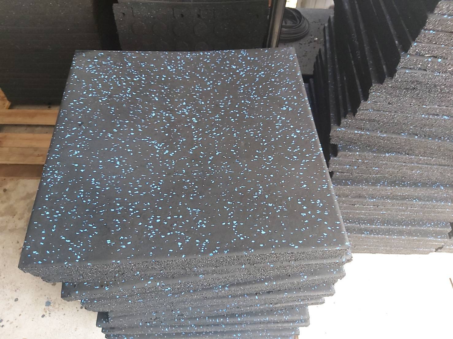 แผ่นยาง EPDM พื้นยางสังเคราะห์ แบบคลิ๊กล็อก