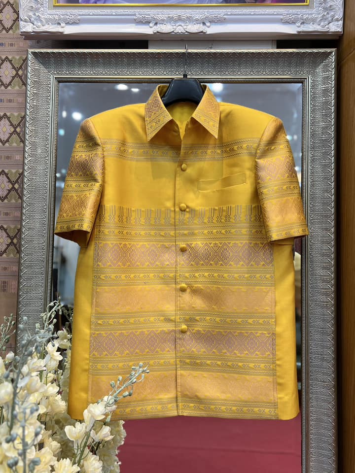 เสื้อสูทไหมแพรวา แขนสั้น สีเหลือง เลือกไซส์ รหัส DR-BM-0901687