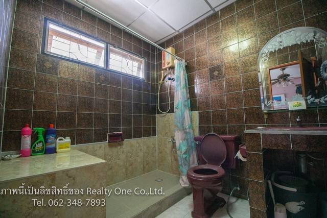 ขาย บ้าน 3 ชั้น ลาดพร้าว 87 แยก 16 เนื้อที่ 104 ตรว. หลังมุม ทำเลดี คุ้มราคา