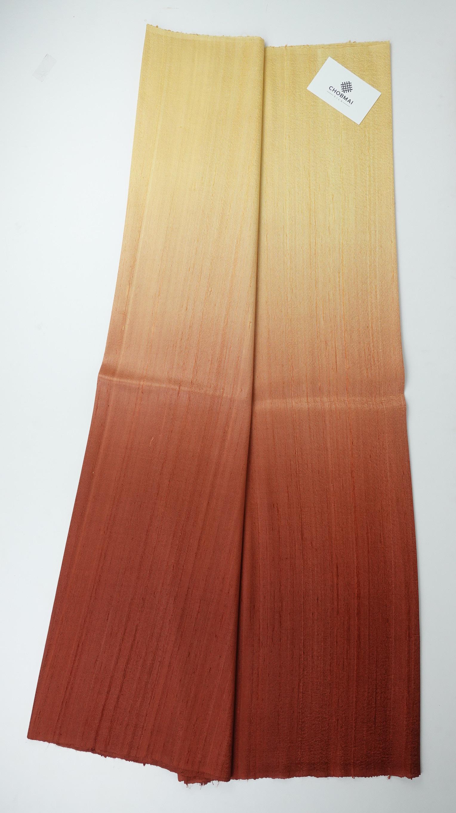 ผ้าไหมย้อมสไลด์สี ไหมบ้านทอมือ 2ตะกอ สีเหลือง-สีส้ม เลือกขนาด รหัส BT-TT-022468518