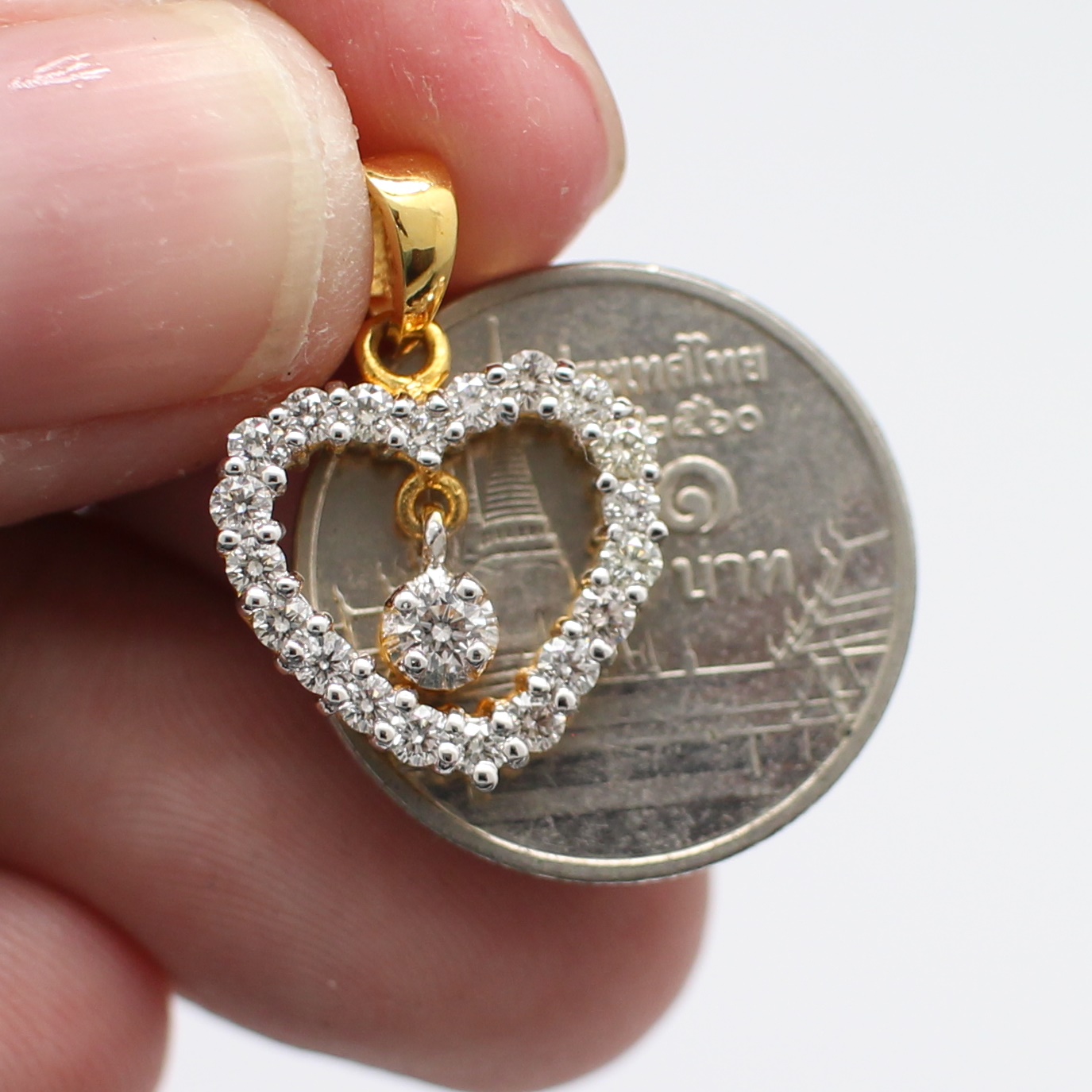 PD25016 จี้เพชรหัวใจ เพชรแท้ 21 เม็ด 0.65 กะรัต ทองแท้ 18k นน.รวม 2 กรัม เพชรขาว ไฟดี