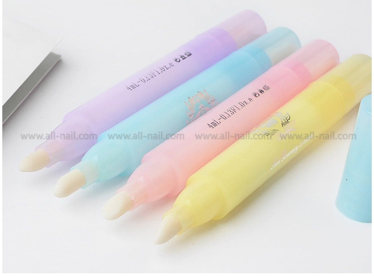 ปากกาเช็ดขอบเล็บ