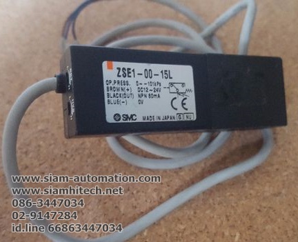 Pressure Switch for Vacuum ยี่ห้อ SMC รุ่น ZSE1-00-15L (Used)