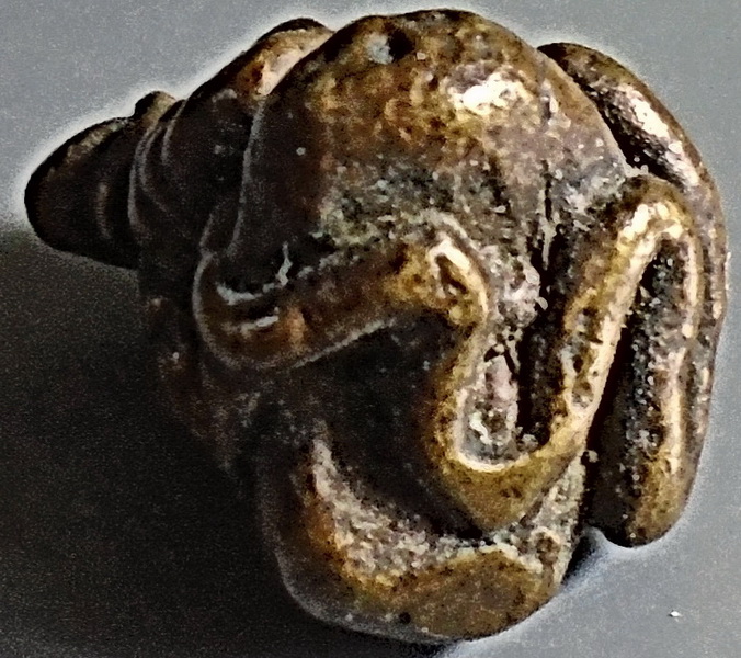 พระปิดตาเมืองใต้ เนื้อสัมฤทธิ์ ศิลปเมืองนครฯ