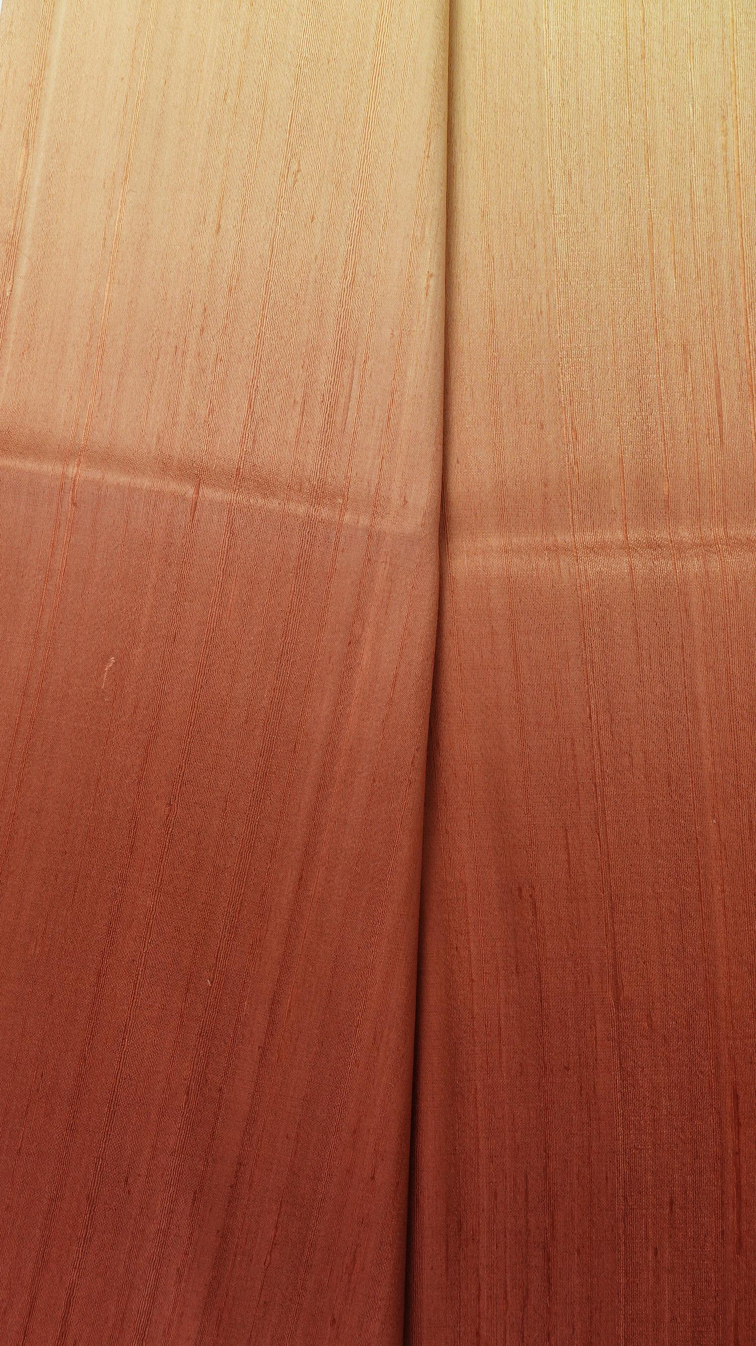 ผ้าไหมย้อมสไลด์สี ไหมบ้านทอมือ 2ตะกอ สีเหลือง-สีส้ม เลือกขนาด รหัส BT-TT-022468518