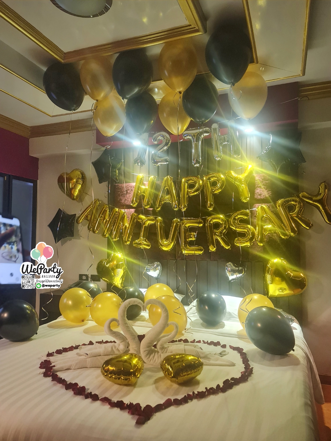 ลูกโป่งเซอร์ไพรส์ HAPPY ANNIVERSARY Balloon Room Surprise ลูกโป่งลอยสีมุก12" 10ลูก+ฟอย 16" 12 TH HappyAnniversary 1ชุด+เป่าปล่อยพื้น 10ลูก+ฟอยตกแต่ง18" ดาวหัวใจ 8ใบ+ฟอย10"ตกแต่งหัวใจ4ใบ(เซ็ตเฉพาะลูกโป่งไม่มีกุหลาบโปรยเตียง ฿1800)