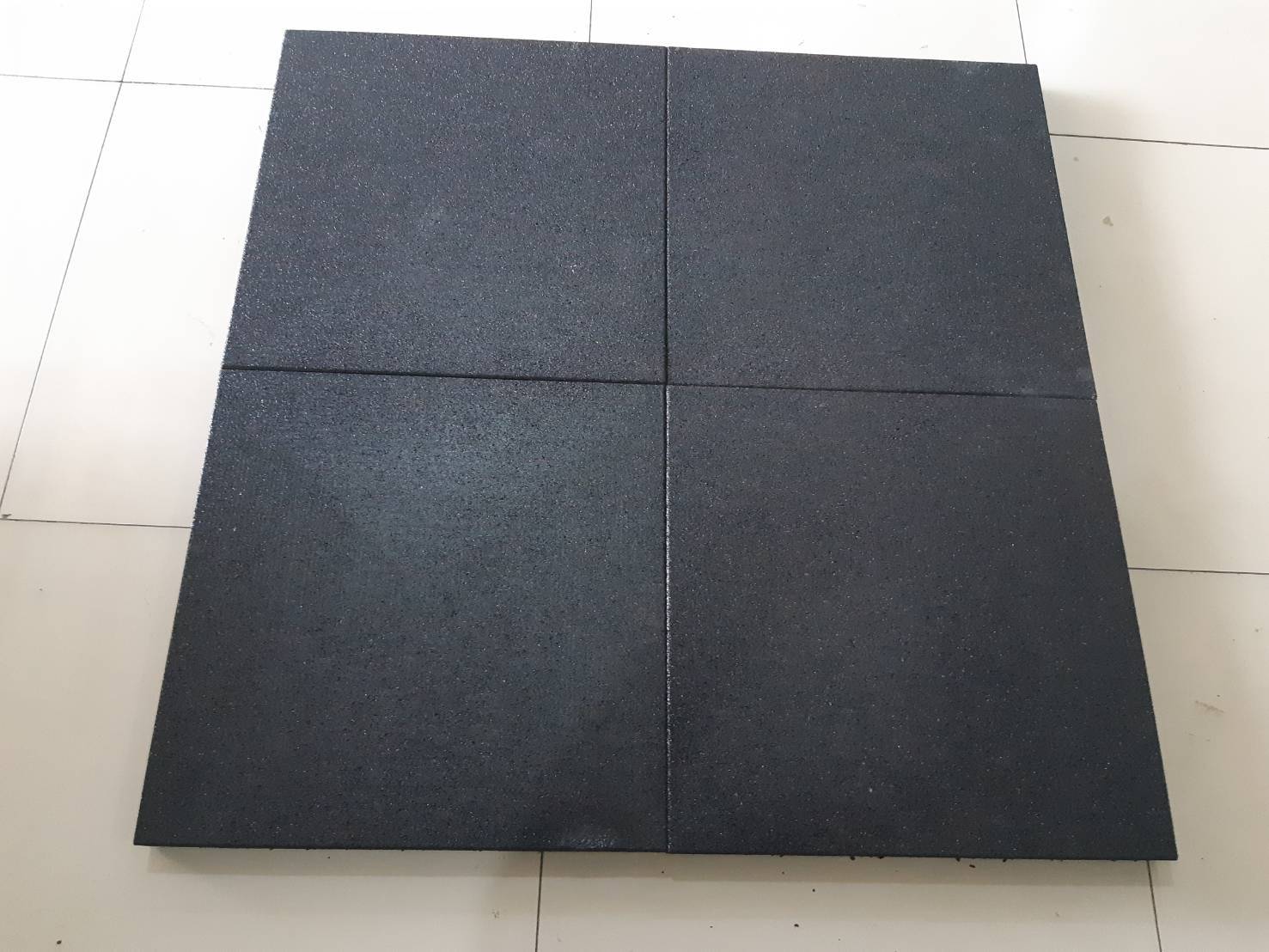 แผ่นยางปูพื้นฟิตเนส ชนิดหนาพิเศษ 4cm