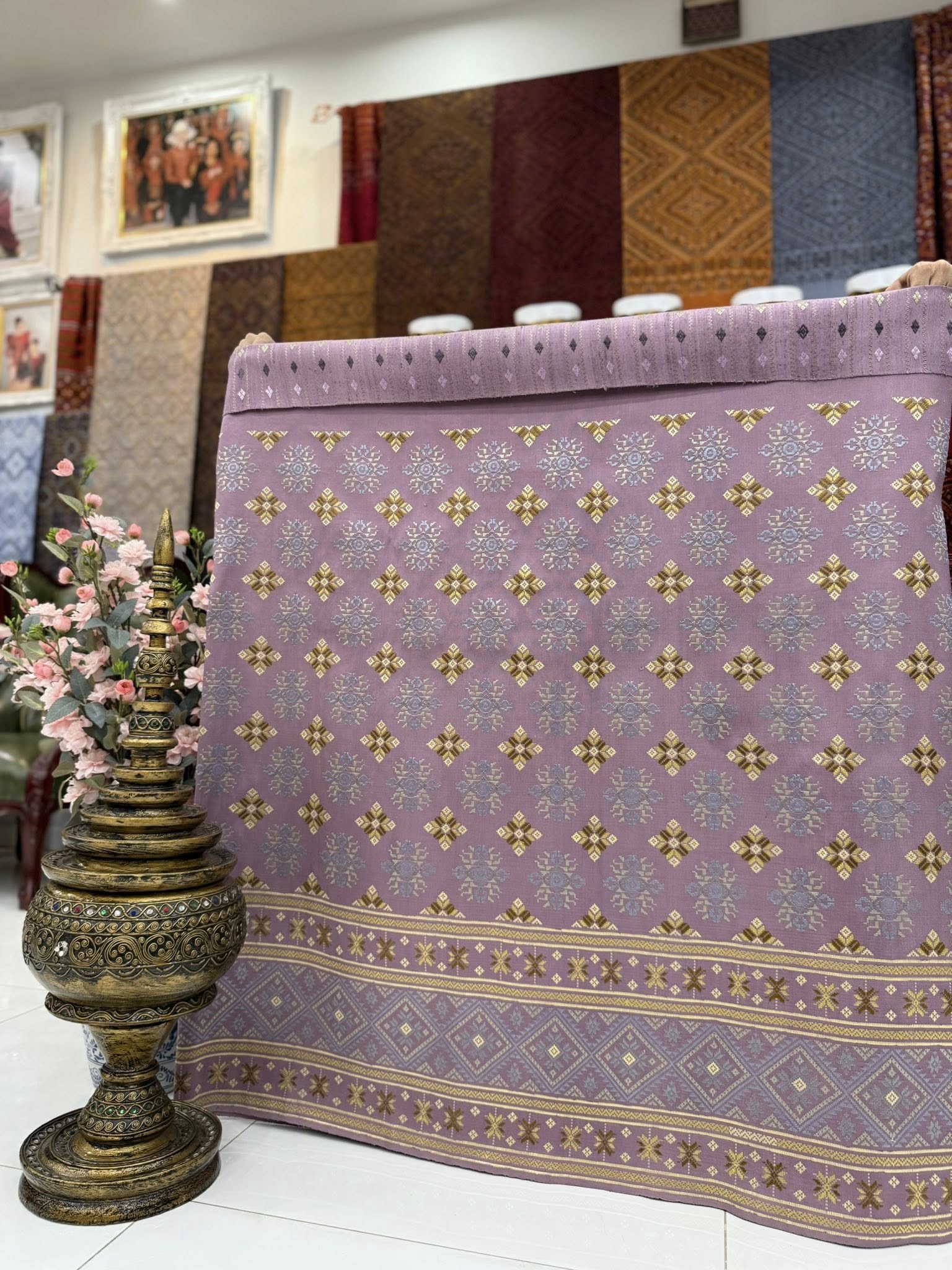 ซิ่น ผ้าไหมแพรวา ขนาด 1x2เมตร พื้นสีม่วงอมชมพู รหัส P-BM-0410685