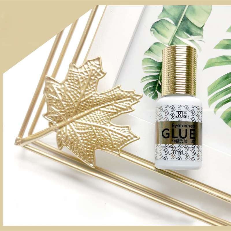 กาวต่อขนตา กาวติดขนตาอย่างดี Eyelashes Glue 8ml