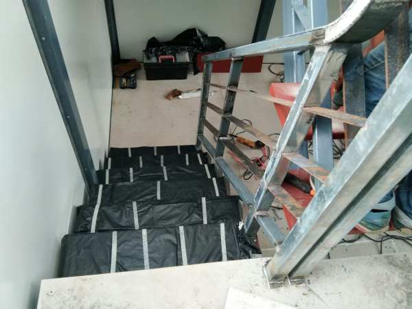 ออฟฟิศสำเร็จรูป 2 ชั้น ขนาด4.00x8.00 เมตร