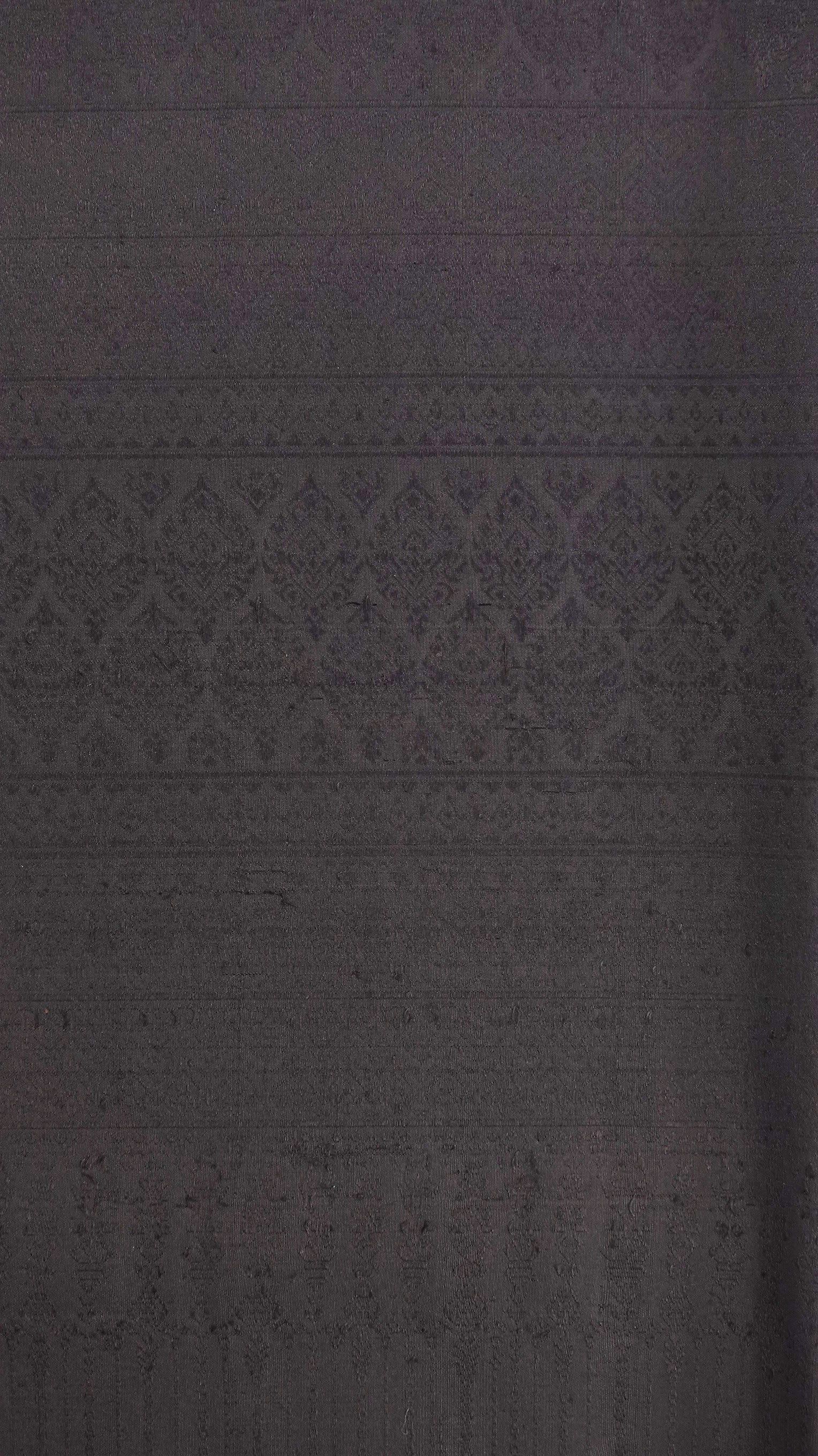 ซิ่น ผ้าไหมยกสุรินทร์ ขนาด 1x2เมตร ลายใบโพธิ สีดำสนิท รหัส N11-NY-0902675