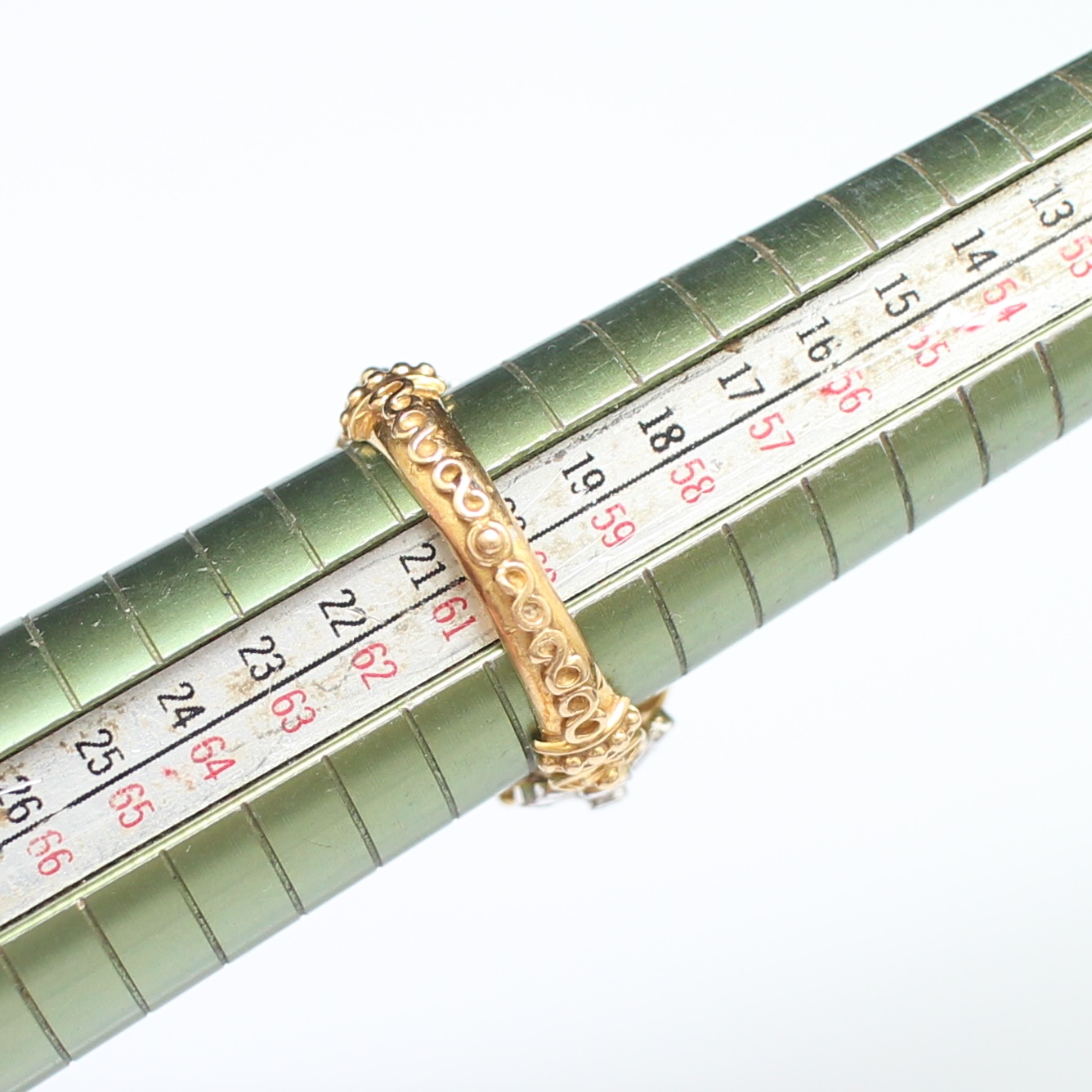 RG250275 แหวนทับทิมล้อมเพชร เพชรแท้ 14 เม็ด 1.40 กะรัต และ 18 เม็ด 0.18 กะรัต ทองแท้ 18k นน.รวม 14.5 กรัม ขนาดแหวน 60