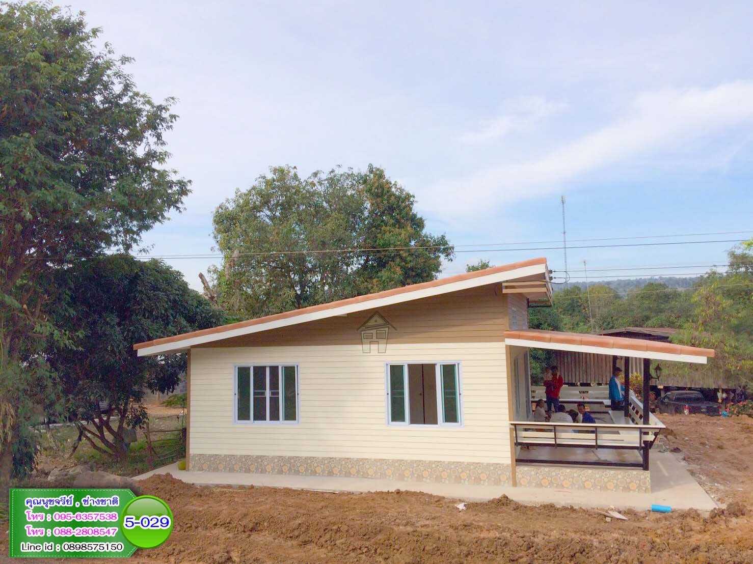 5-029 บ้านกึ่งน็อคดาวน์ คานปูน - บ้านหลังใหญ่ - ทรงโมเดิร์น