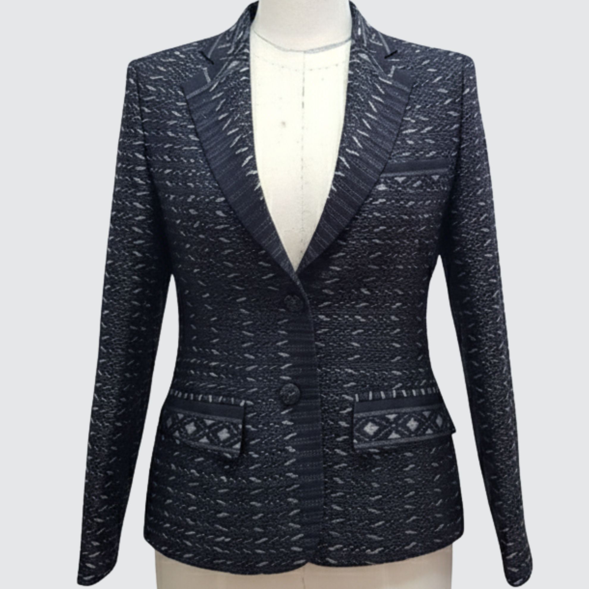 สูทหญิงแขนยาว ตัดเย็บจากผ้าไหมมัดหมี่ลายโฮล ไหมแท้ 100% | ตัดเย็บตามรูปร่าง | เลือกผ้า ส่งไซส์ได้