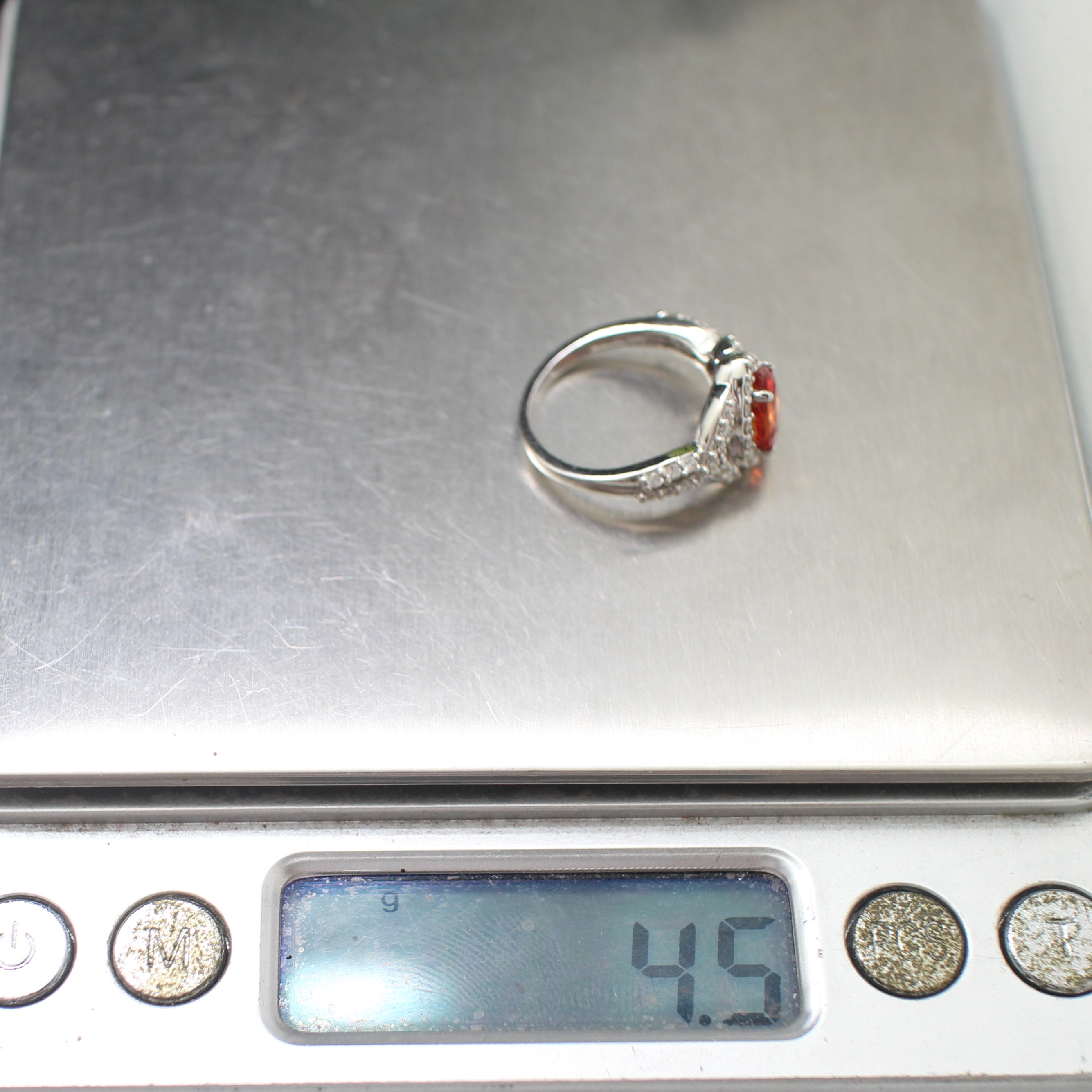 RG250292 แหวนออเร้นท์ซัฟไฟร์หยดน้ำ ล้อมเพชรแท้ 0.49 กะรัต ทองแท้ 18k นน.รวม 4.5 กรัม ขนาดแหวน 50