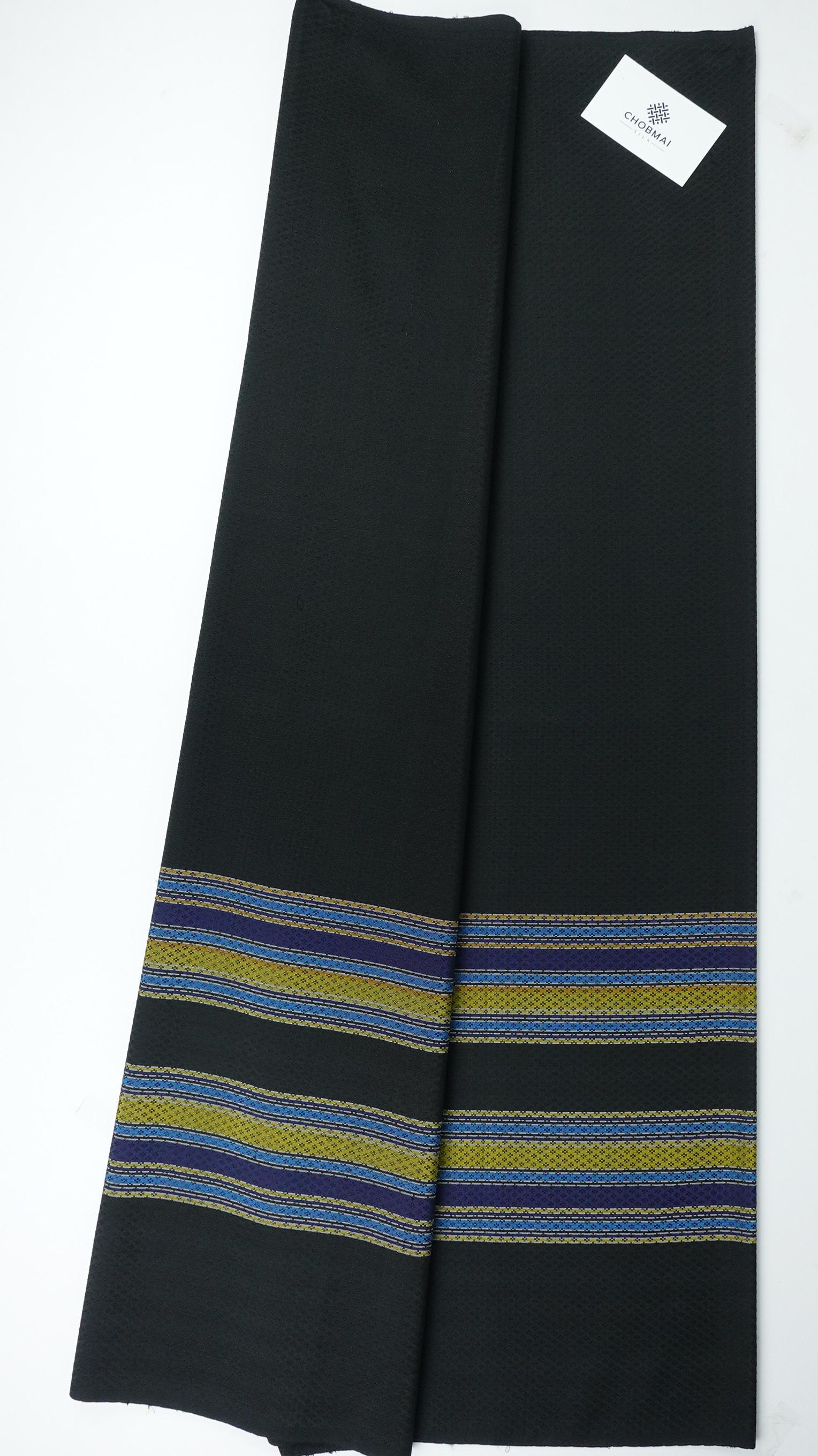 (ผ้าชุด)ไหมสีพื้นมีเชิง (ผ้าพื้น2หลา+ผ้าซิ่น2หลา) เฉดสีดำ รหัส B7C-ME-66-08206716