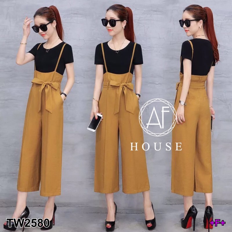 Set 2 ชิ้น เสื้อยืด+เอี้ยมเอวสูงขายาว ผูกโบว์ TW2580