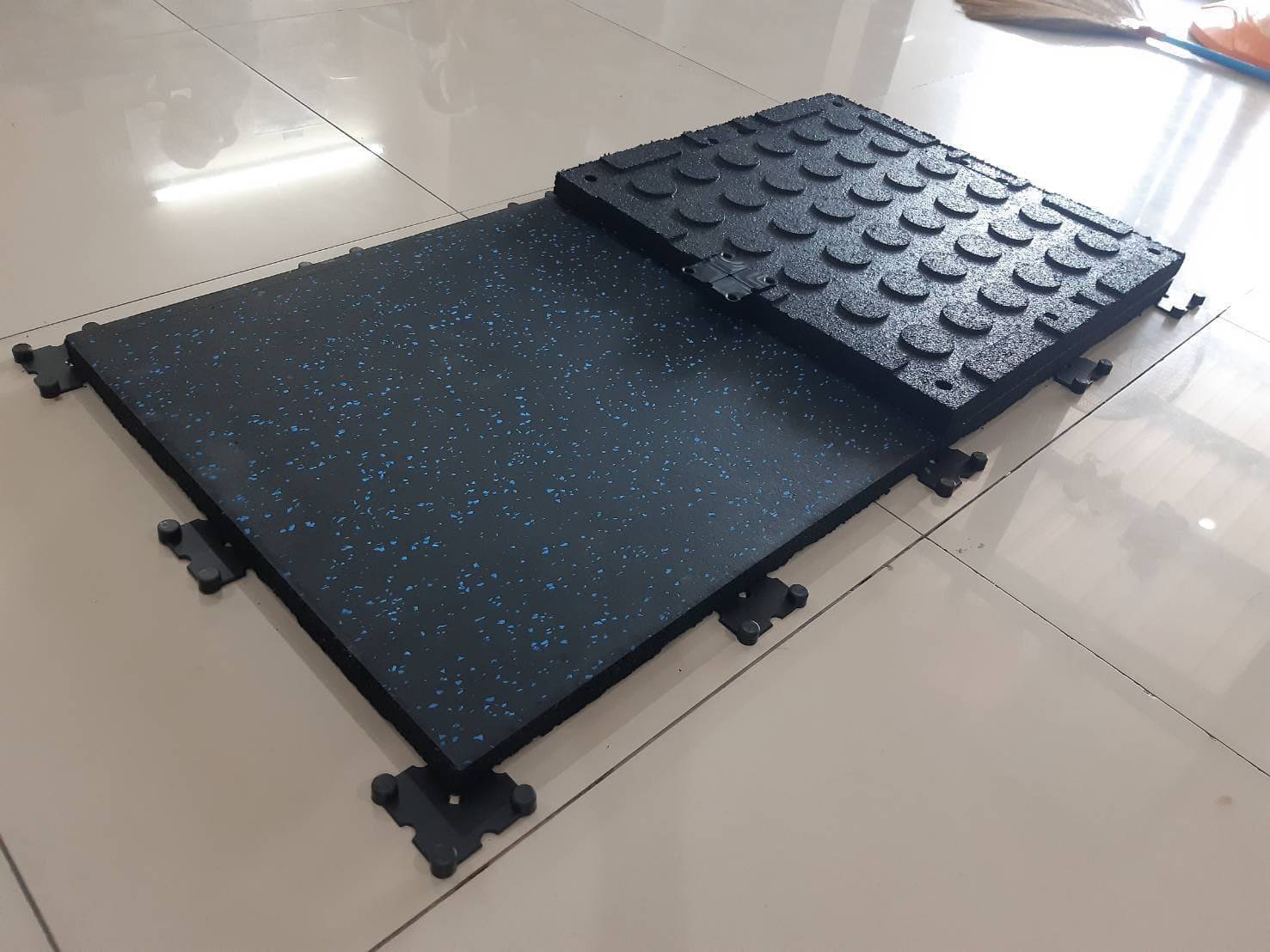 พื้นยางRubber Roll หนา10mm